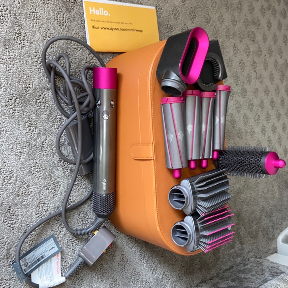 Dyson airwrap